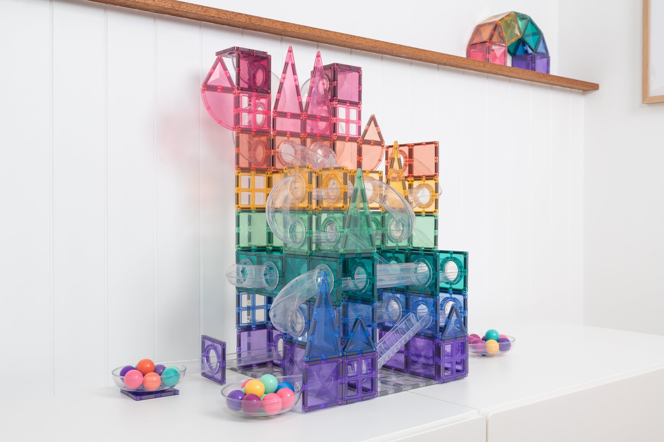 Jeux de tuiles magnétiques Connetix pastel ball run pack parcours de balles 106 pièces vendu par Olie & co