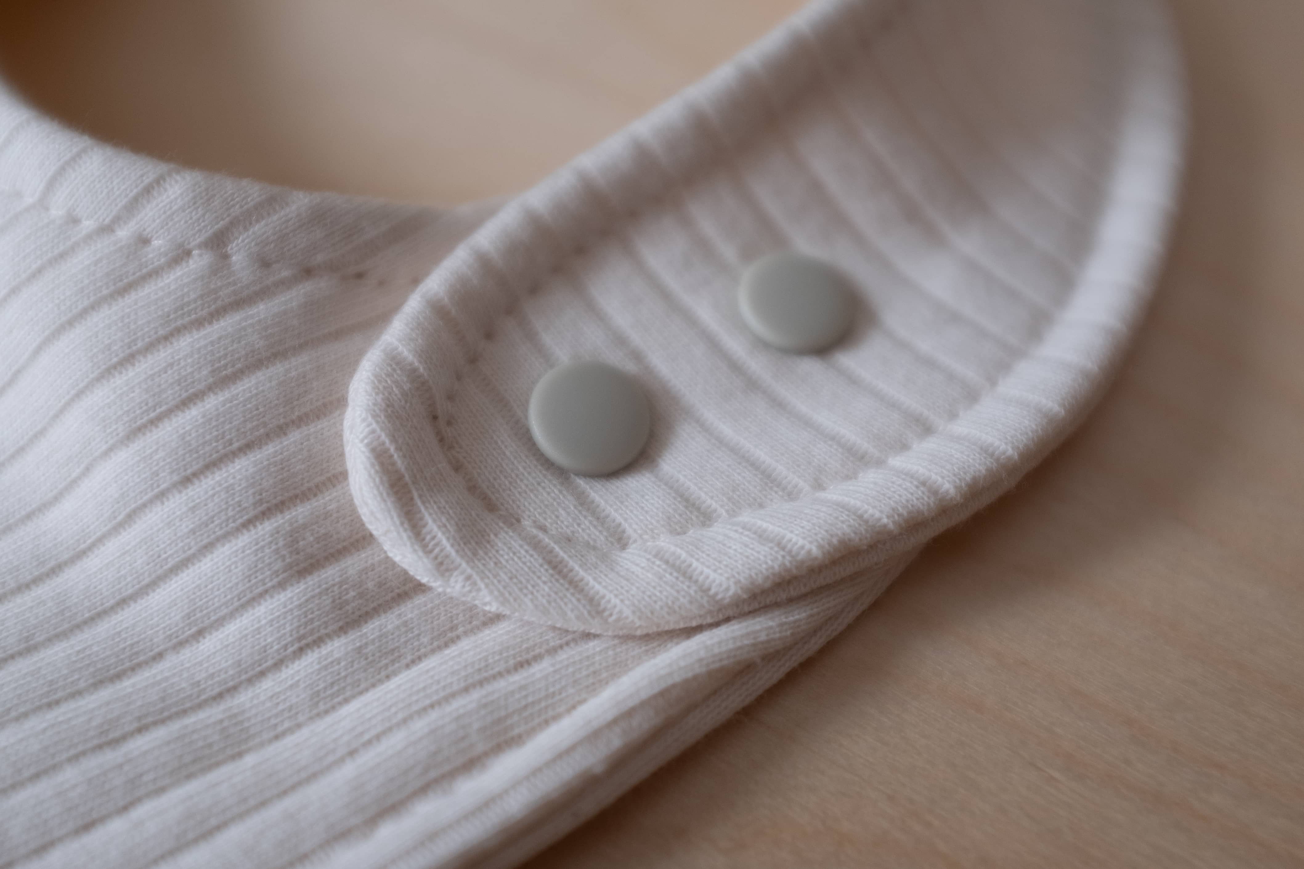 Petit bavoir en coton organique | Naturel