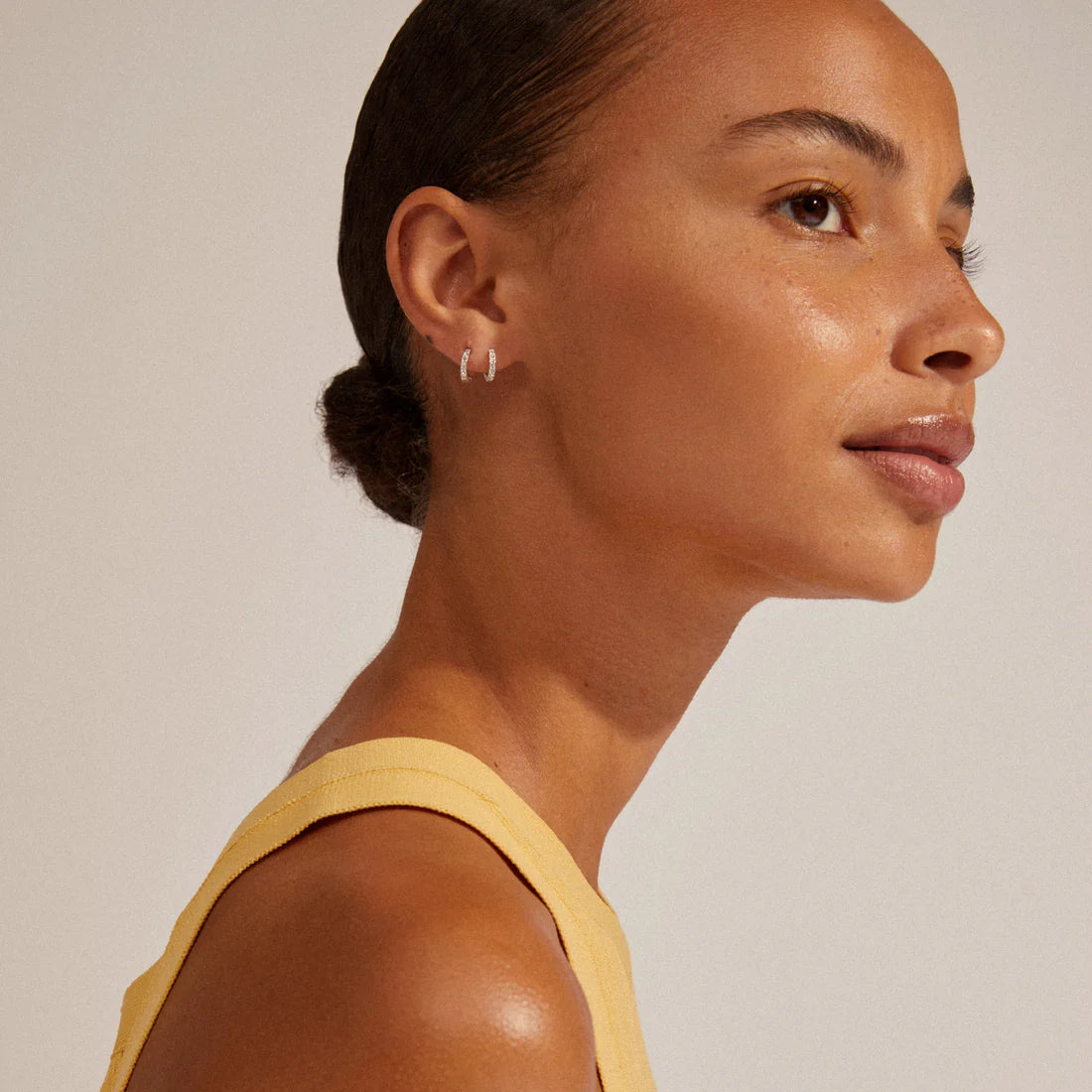 Petites boucles d'oreilles en argent | Anneaux en cristaux Ebna