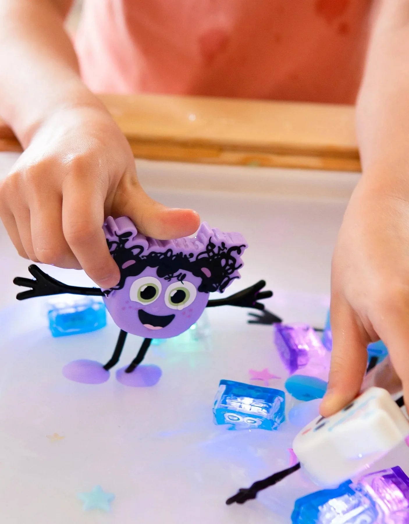 Personnage lumineux pour le bain | Lumi