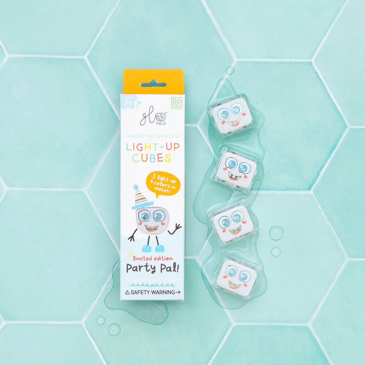 Light-up bath toy cubes | Party