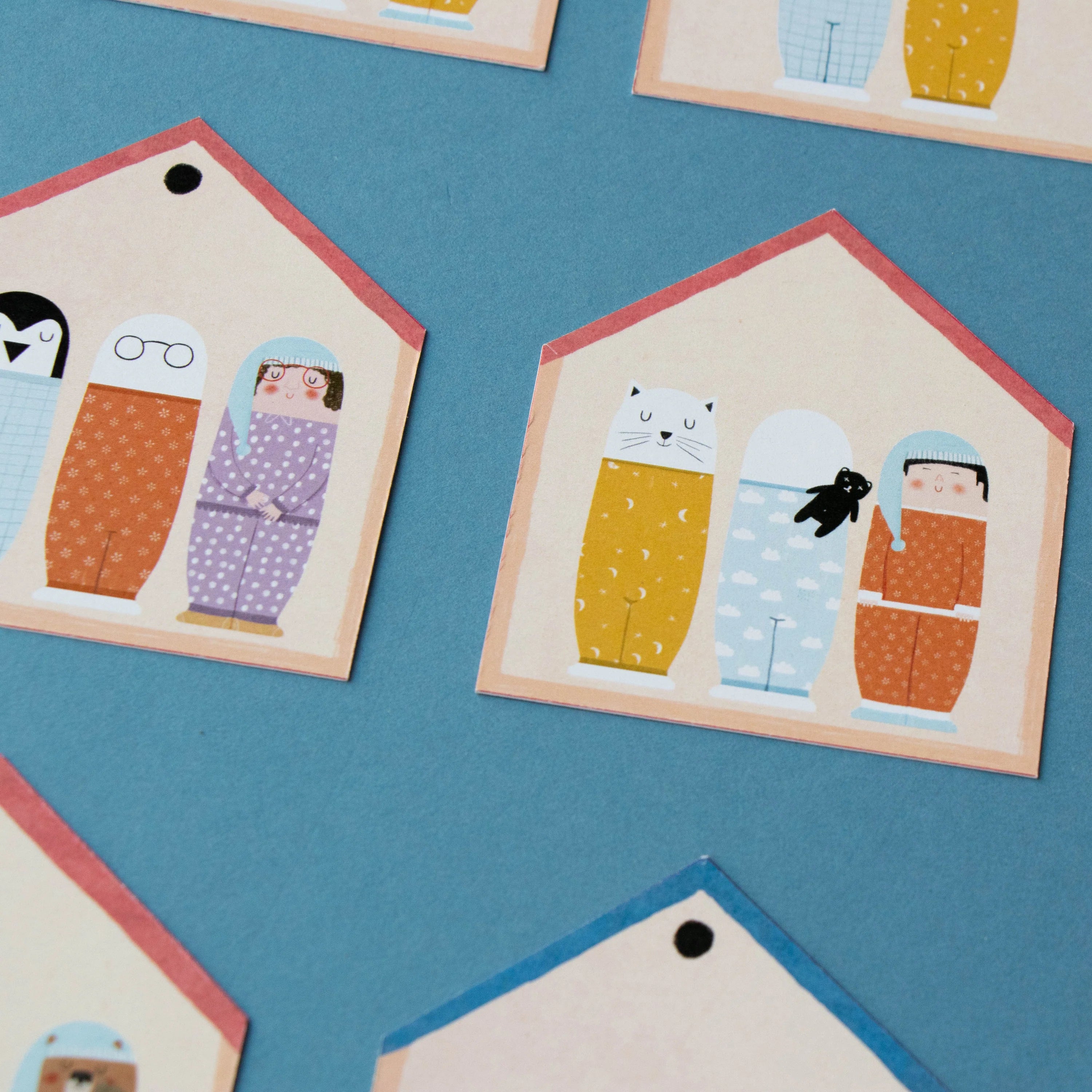 Jeu de mémoire, de relation et de déduction | Bonne nuit (Good night)