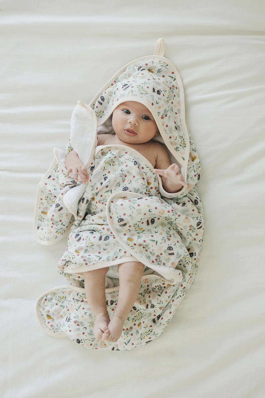 Hooded Towel Set | Bumble bees