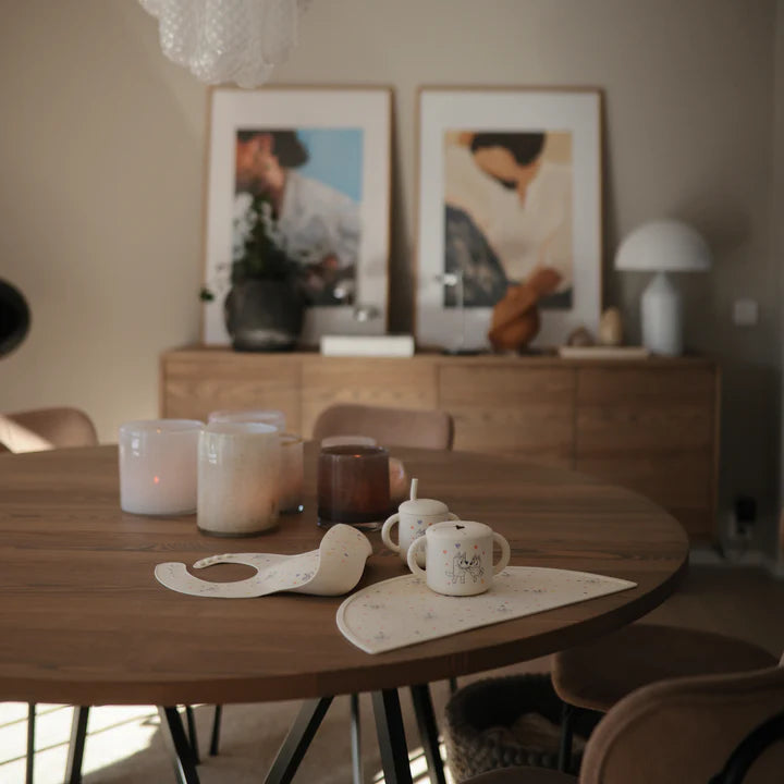 Napperon en silicone | Bluey x Mushie Ivoire