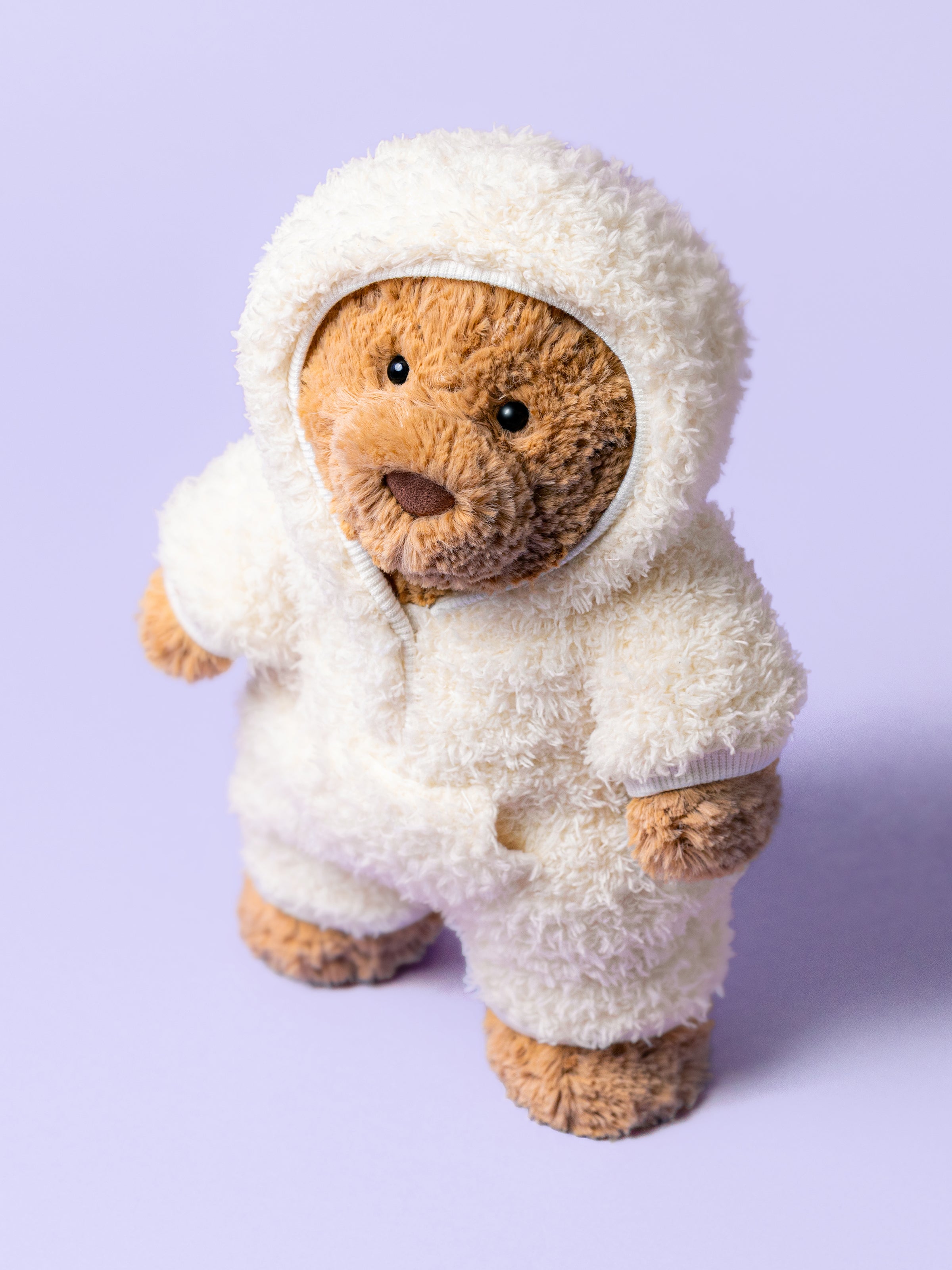 Peluche Jellycat | Ours Bartholomew en combinaison blanche all-in-one