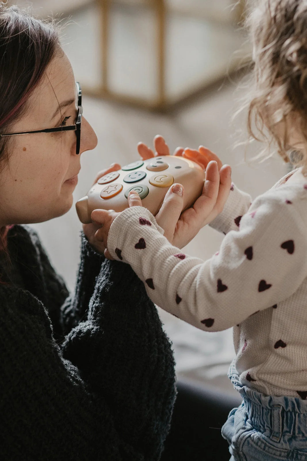 Screen-Free Calming Audio Toy | Feeliepod