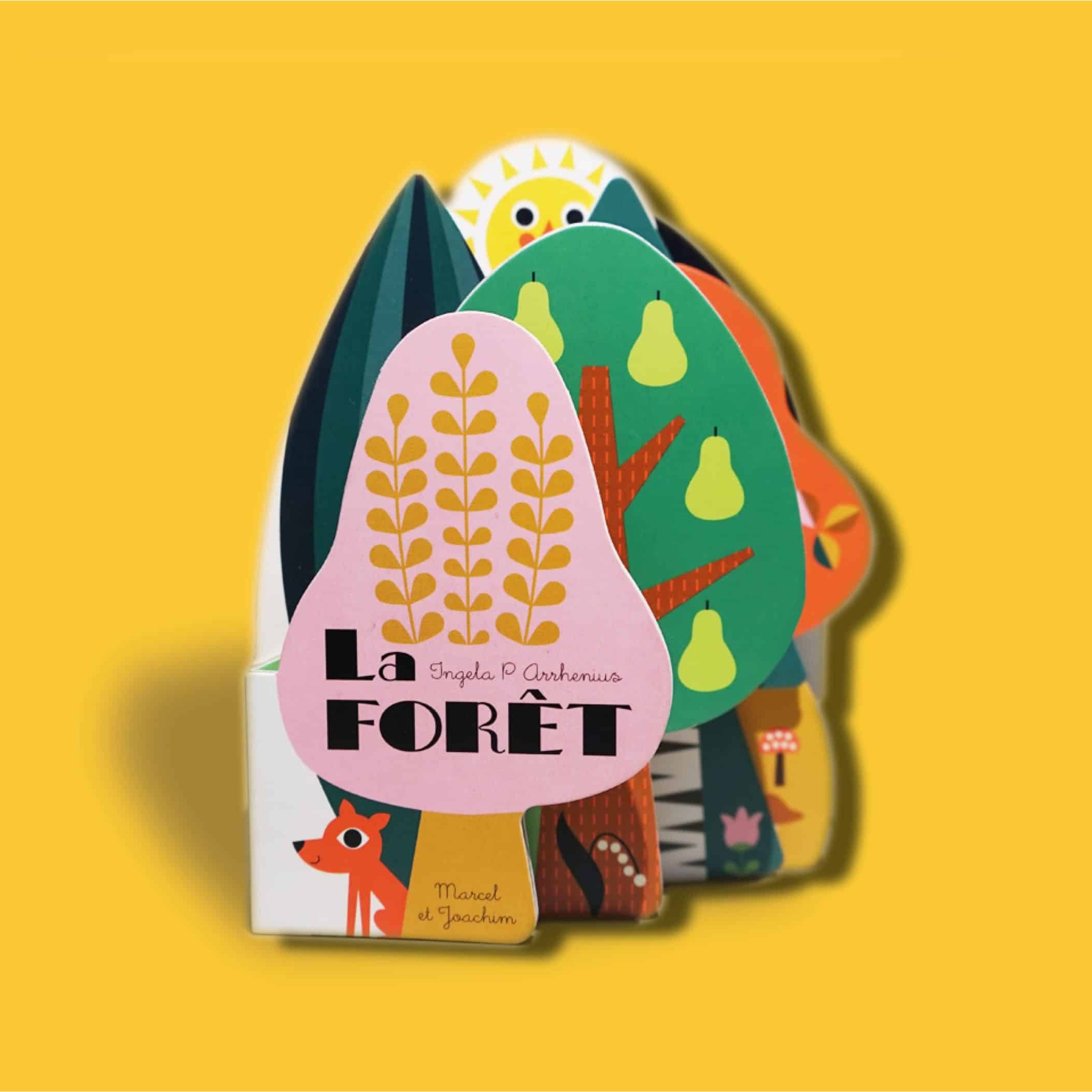 imagier bébé forêt Ingela Arrhenius avec illustrations colorées d’animaux et paysages - Ingela Arrhenius forest baby board book with colorful animals and nature illustrations