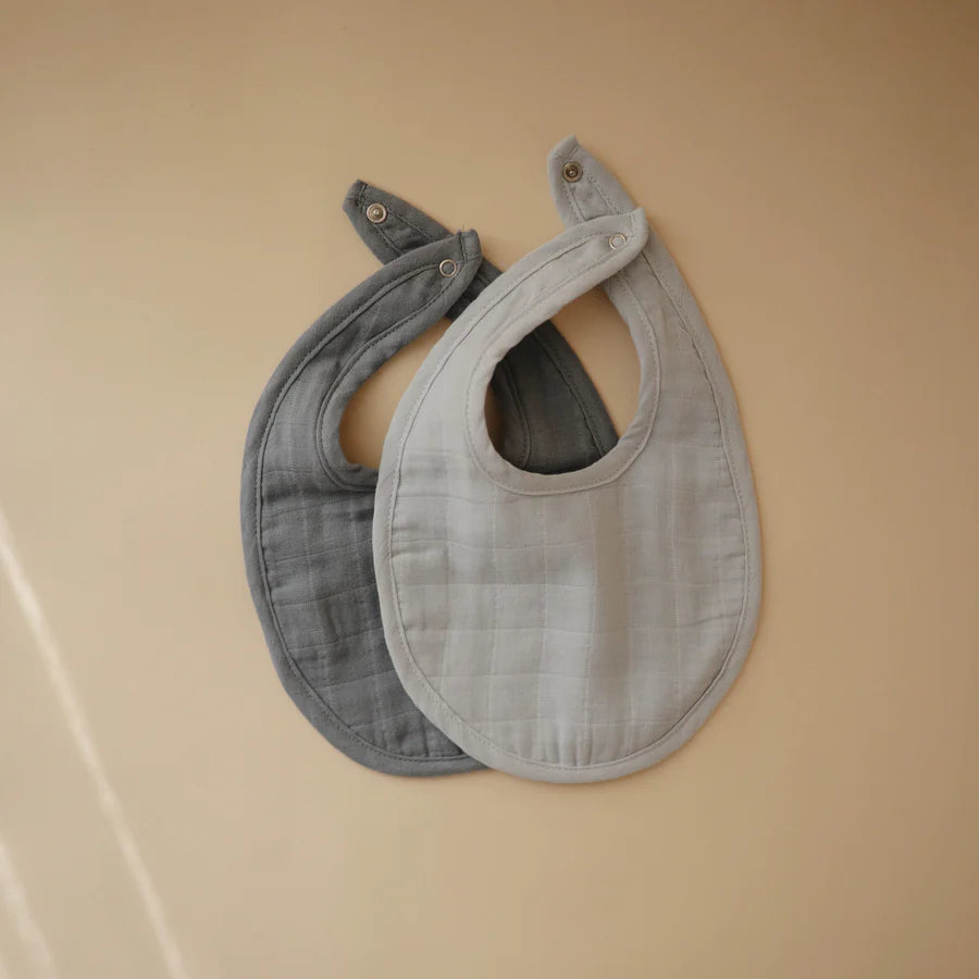 Muslin Bib 2-Pack | Tradewinds & baby blue