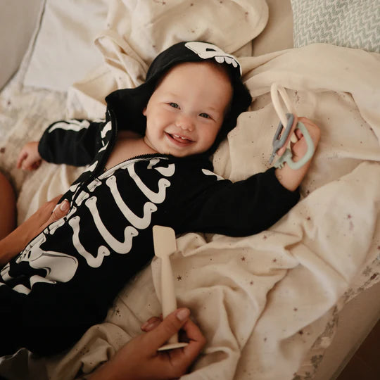 Diaper Cream Applicator | Shifting sand