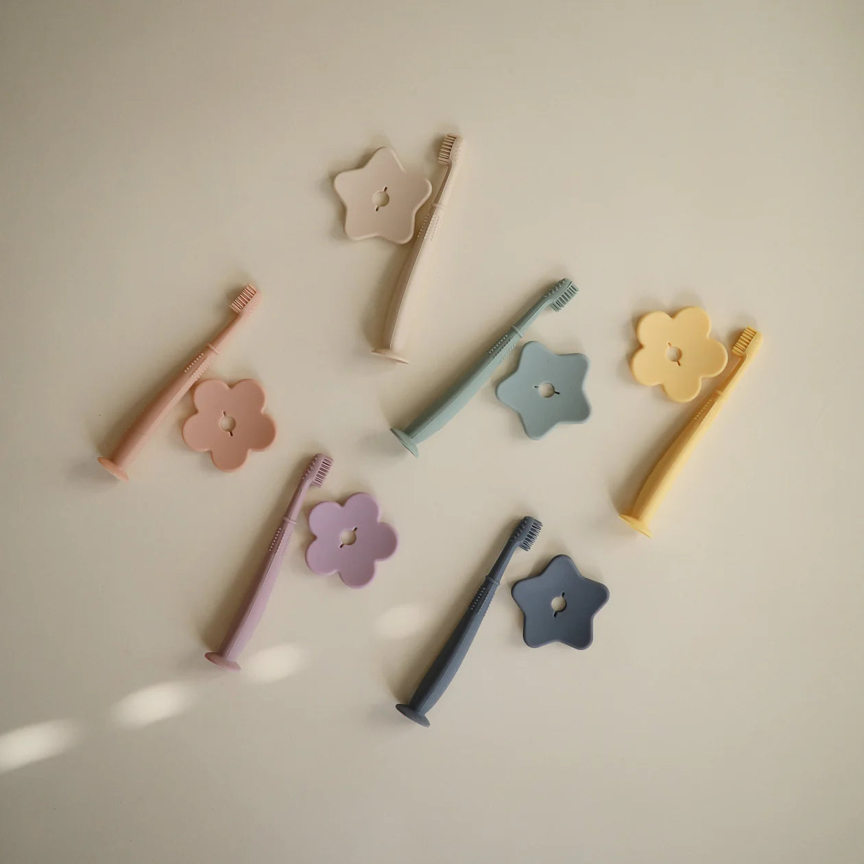 Training Toothbrush Star | Shifting Sand